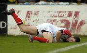 1 October 2005; Paddy Wallace, Ulster, scores his sides first try. Celtic League 2005-2006, Group A, Leinster v Ulster, Donnybrook, Dublin. Picture credit: Damien Eagers / SPORTSFILE