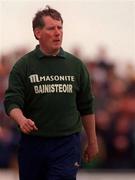30 May 1999; Leitrim manager Joe Reynolds during the Bank of Ireland Connacht Senior Football Championship at Páirc Sheáin Mhic Dhiarmada in Carrick on Shannon, Leitrim. Photo by Brendan Moran/Sportsfile