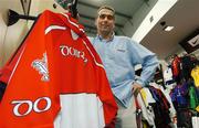 15 November 2005; Tom McNulty. Elverys Sports store, Dundalk retail park, Co. Louth. Picture credit: David Maher / SPORTSFILE