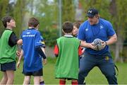 23 April 2014; Ken Knaggs, Club Community Rugby Officer, demonstrates to participants during the Leinster School of Excellence on tour in Wanderers RFC, Merrion Road, Ballsbridge, Dublin. Picture credit: Ramsey Cardy / SPORTSFILE