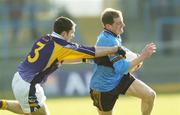 19 February 2006; Michael Donnellan, Salthill Knocknacarra, in action against Colm Flanagan, Kilmacud Crokes. AIB All-Ireland Club Football Championship, Semi-Final, Salthill Knocknacarra v Kilmacud Crokes, Pearse Park, Longford. Picture credit: Damien Eagers / SPORTSFILE
