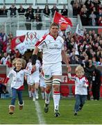 2 May 2014; Ulster captain Johann Muller, with his children Anja, age 5, and Juann, age 2, leads his side out on his final home appearance for Ulster. Celtic League 2013/14, Round 21, Ulster v Leinster, Ravenhill Park, Belfast, Co. Antrim. Picture credit: John Dickson / SPORTSFILE