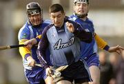 26 February 2006; Alan McCrabbe, Dublin, in action against Seamus O'Connor, left and Brian Jones, Wicklow. Allianz National Hurling League, Division 2A, Round 2, Dublin v Wicklow, Parnell Park, Dublin. Picture credit: David Maher / SPORTSFILE