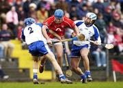 26 February 2006; Kieran Murphy, Cork, in action against Denis Coffey, left, and James Murray, Waterford. Allianz National Hurling League, Division 1A, Round 2, Cork v Waterford, Pairc Ui Rinn, Cork. Picture credit: Pat Murphy / SPORTSFILE