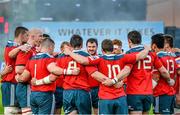 16 May 2014; Munster captain Damien Varley speaks to his team-mates before the game. Celtic League 2013/14 Play-off, Glasgow Warriors v Munster, Scotstoun Stadium, Glasgow, Scotland. Picture credit: Diarmuid Greene / SPORTSFILE