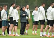 24 May 2014; Republic of Ireland manager Martin O'Neill with his players during squad training ahead of their 3 International Friendly against Turkey on Sunday. Republic of Ireland Squad Training, Gannon Park, Malahide, Co. Dublin. Picture credit: Matt Browne / SPORTSFILE