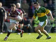 23 April 2006; Sean Armstrong, Galway, in action against Aidan O'Mahony, Kerry. Allianz National Football League, Division 1 Final, Kerry v Galway, Gaelic Grounds, Limerick. Picture credit: Damien Eagers / SPORTSFILE