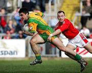 23 April 2006; Paddy Campbell, Donegal, in action against Darren Clarke, Louth. Allianz National Football League, Division 2 Final, Donegal v Louth, Kingspan Breffni Park, Cavan. Picture credit: Oliver McVeigh / SPORTSFILE