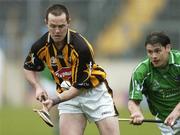 30 April 2006; Michael Kavanagh, Kilkenny, in action against Barry Foley, Limerick. National Hurling League, Division 1 Final. Kilkenny v Limerick, Semple Stadium, Thurlus, Co. Tipperary. Picture credit: David Maher / SPORTSFILE