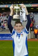 8 May 2006; Captain Ben O Mathuin, Gaelscoil Taobh na Coille, lifts the cup. Corn Aghais, St Malachy's Edenmore v Gaelscoil Taobh na Coille, Allianz Cumann na mBunscoil Finals, Croke Park, Dublin. Picture credit: Damien Eagers / SPORTSFILE