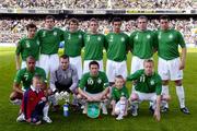 24 May 2006; The Republic of Ireland team, back row from left, Liam Miller, Gary Breen, Kevin Kilbane, Kevin Doyle, Stephen Kelly, Richard Dunne, John O' Shea. Front from left, Steven Reid, Shay Given, Robbie Keane, Damien Duff and mascots Diarmuid O'Mahony, Chile and Mark O'Leary. International Friendly, Republic of Ireland v Chile, Lansdowne Road, Dublin. Picture credit; David Maher / SPORTSFILE