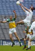 28 May 2006; Dermot Earley, Kildare, in action against Alan McNamee, Offaly. Bank of Ireland Leinster Senior Football Championship, Quarter-Final, Kildare v Offaly, Croke Park, Dublin. Picture credit; Brian Lawless / SPORTSFILE
