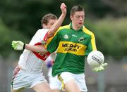 30 July 2006; David Moran, Kerry, in action against Tom Parsons, Mayo. ESB All-Ireland Minor Football Championship Quarter-Final, Kerry v Mayo, Cusack Park, Ennis, Co. Clare. Picture credit; Kieran Clancy / SPORTSFILE