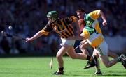 11 July 1999; Henry Shefflin of Kilkenny in action against Simon Whelahan of Offaly during the Guinness Leinster Senior Hurling Championship Final match between Kilkenny and Offaly at Croke Park in Dublin. Photo by Brendan Moran/Sportsfile