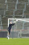 15 August 2006; Republic of Ireland goalkeeper Paddy Kenny in action during squad training. Lansdowne Road, Dublin. Picture credit; David Maher / SPORTSFILE