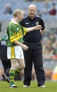20 August 2006; John Kennedy, Kerry manager, in conversation with his son and corner forward Eoin before the game. ESB All-Ireland Minor Football Championship Semi-Final, Kerry v Donegal, Croke Park, Dublin. Picture credit: Brendan Moran / SPORTSFILE