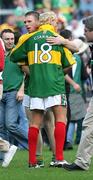 17 September 2006; Tomas O'Se, Kerry, consoles Ciaran McDonald, Mayo, at the end of the game. Bank of Ireland All-Ireland Senior Football Championship Final, Kerry v Mayo, Croke Park, Dublin.  Picture credit: Oliver McVeigh / SPORTSFILE