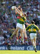17 September 2006; Tommy Griffin, Kerry, contests a high ball with Ronan McGarrity and David Heaney, Mayo. Bank of Ireland All-Ireland Senior Football Championship Final, Kerry v Mayo, Croke Park, Dublin. Picture credit: Brendan Moran / SPORTSFILE
