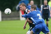 30 September 2006; Neil Harkin, Limavady United, in action against Peter Thompson, Linfield. Carnegie Premier League, Limavady United v Linfield, Showgrounds, Limavady, Co Derry. Picture credit: Oliver McVeigh / SPORTSFILE