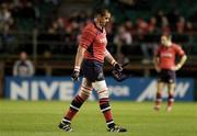 6 October 2006; Alan Quinlan, Munster, leaves the field with an injury. Magners League, Leinster v Munster, Lansdowne Road, Dublin. Picture credit: Brendan Moran / SPORTSFILE