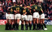3 October 1999; South Africa, 1999 Rugby World Cup, Murrayfield, Edinburgh. Picture credit; Matt Browne/SPORTSFILE *** Local Caption *** 3 October 1999; South Africa players huddle prior to the Rugby World Cup Pool A match between Scotland and South Africa at Murrayfield Stadium in Edinburgh, Scotland. Photo by Matt Browne/Sportsfile