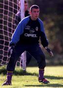29 October 1999; Wayne Henderson during a Republic of Ireland U16 squad training session in Dublin. Photo by David Maher/Sportsfile