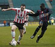 3 December 2006; Kevin Deery, Derry City, in action against Mark Rutherford, St Patrick's Athletic. FAI Carlsberg Senior Challenge Cup Final, Derry City v St Patrick's Athletic, Lansdowne Road, Dublin. Picture credit: Brian Lawless / SPORTSFILE