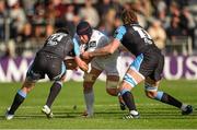6 September 2014; Sean O'Brien, Leinster, is tackled by Alex Dunbar, left, and Jonny Gray, Glasgow Warriors. Guinness PRO12, Round 1, Glasgow Warriors v Leinster. Scotstoun Stadium, Glasgow, Scotland. Picture credit: Stephen McCarthy / SPORTSFILE