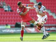 6 September 2014; Dan Tuohy, Ulster, is tackled by Aaron Shingler, Scarlets. Guinness PRO12, Round 1, Scarlets v Ulster. Parc Y Scarleys, Llanelli, Wales. Picture credit: Steve Pope / SPORTSFILE