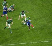 11 February 2007; Vincent Clerc, France, evades Ireland's Paul O'Connell on his way to score the winning try. RBS Six Nations Rugby Championship, Ireland v France, Croke Park, Dublin. Picture credit: Ray McManus / SPORTSFILE