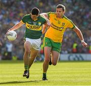 21 September 2014; Michael Geaney, Kerry, in action against Christy Toye, Donegal. GAA Football All Ireland Senior Championship Final, Kerry v Donegal. Croke Park, Dublin. Picture credit: Ray McManus / SPORTSFILE