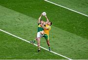 21 September 2014; Paul Geaney, Kerry, in action against Frank McGlynn, Donegal. GAA Football All Ireland Senior Championship Final, Kerry v Donegal. Croke Park, Dublin. Picture credit: Dáire Brennan / SPORTSFILE