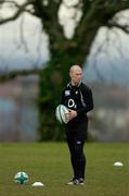 27 February 2007; Ireland scrum half Peter Stringer during squad training. Ireland Rugby Training, St Gerard's School, Bray, Co. Wicklow. Picture credit: Brendan Moran / SPORTSFILE