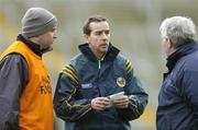 25 February 2007; Kerry manager Pat O'Shea in consultation with selectors Sean Geaney, left, and Dr. Dave Geaney. Allianz National Football League, Division 1A, Round 3, Fermanagh v Kerry, Kingspan Breffni Park, Cavan. Picture Credit: Brendan Moran / SPORTSFILE