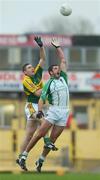 11 March 2007; Darragh O Se, Kerry, contests a high ball with John Galvin, Limerick. Allianz National Football League, Division 1A Round 4, Kerry v Limerick, Fitzgerald Stadium, Killarney, Co. Kerry. Picture credit: Brendan Moran / SPORTSFILE