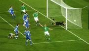 28 March 2007; Kevin Doyle scores a goal for the Republic of Ireland. 2008 European Championship Qualifier, Republic of Ireland v Slovakia, Croke Park, Dublin. Picture credit: Ray McManus / SPORTSFILE