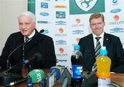 28 March 2007; Republic of Ireland manager Steve Staunton with Sir Bobby Robson, FAI International Football Consultant, during a press conference following the 2008 European Championship Qualifier Republic of Ireland v Slovakia. Croke Park, Dublin. Picture credit: David Maher / SPORTSFILE