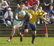 7 April 2007; Pierce Hanley, Mayo, in action against Michael Killilea, Roscommon. Cadbury's U21 Connacht Football Championship Final, Mayo v Roscommon, McHale Park, Castlebar, Co. Mayo. Picture credit: Pat Murphy / SPORTSFILE