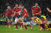 10 October 2014; JJ Hanrahan, Munster, is tackled by Aaron Shingler, and Rory Pitman, right, Scarlets. Guinness PRO12, Round 6, Munster v Scarlets. Thomond Park, Limerick. Picture credit: Diarmuid Greene / SPORTSFILE