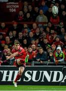 24 October 2014; Munster's Ian Keatley kicks a penalty. European Rugby Champions Cup 2014/15, Pool 1, Round 2, Munster v Saracens, Thomond Park, Limerick. Pictuer credit: Diarmuid Greene / SPORTSFILE