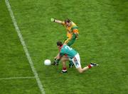 22 April 2007; Colm McFadden, Donegal, in action against Keith Higgins, Mayo. Allianz National Football League, Division 1, Final, Mayo v Donegal, Croke Park, Co. Dublin. Picture credit: Ray McManus / SPORTSFILE