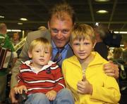 24 April 2007; Out-going Ireland cricket coach Adrian Birrel with his children Christopher and Luke Birrel, right, and on the teams return from the ICC 2007 Cricket World Cup. Dublin Airport, Dublin. Picture credit: Pat Murphy / SPORTSFILE
