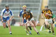 29 April 2007; Martin Comerford, Kilkenny, gathers possession ahead of, from left, Tony Browne and Aidan Kearney, both Waterford and team-mate Aidan Fogarty. Allianz National Hurling League, Division 1 Final, Kilkenny v Waterford, Semple Stadium, Thurles, Co. Tipperary. Picture credit: Brendan Moran / SPORTSFILE