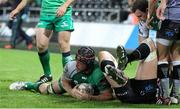 31 October 2014; Eoin McKeon, Connacht, scores his side's first try. Guinness PRO12, Round 7, Ospreys v Connacht, Liberty Stadium, Swansea, Wales. Picture credit: Steve Pope / SPORTSFILE