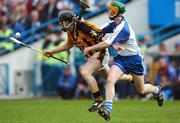 29 April 2007; Aidan Fogarty, Kilkenny, in action against Aidan Kearney, Waterford. Allianz National Hurling League, Division 1 Final, Kilkenny v Waterford, Semple Stadium, Thurles, Co. Tipperary. Picture credit: Ray McManus / SPORTSFILE