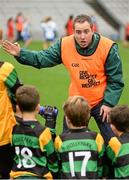 3 November 2014; Hollypark BNS coach Barry O'Donovan talks to his players at half-time in their game against Pope John Paul's in the Corn Kitterick Final. Allianz Cumann na mBunscol Finals, Croke Park, Dublin. Picture credit: Piaras Ó Mídheach / SPORTSFILE