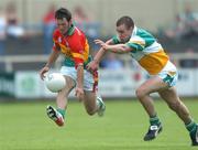 10 June 2007; Derek Hayden, Carlow, in action against Alan McNamee, Offaly. Bank of Ireland Leinster Senior Football Championship, Carlow v Offaly, O'Moore Park, Portlaoise, Co. Laois. Picture credit: David Maher / SPORTSFILE