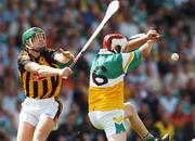 10 June 2007; David Kenny, Offaly, in action against Henry Shefflin, Kilkenny. Guinness Leinster Senior Hurling Championship Semi-Final, Offaly v Kilkenny, O'Moore Park, Portlaoise, Co. Laois. Picture credit: Brian Lawless / SPORTSFILE