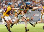 1 July 2007; Willie O'Dwyer, Kilkenny, in action against Malachy Travers, Wexford. Guinness Leinster Senior Hurling Championship Final, Kilkenny v Wexford, Croke Park, Dublin. Picture credit: Stephen McCarthy / SPORTSFILE