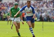 8 July 2007; Eoin Kelly, Waterford, in action against Mike O'Brien, Limerick. Guinness Munster Senior Hurling Championship Final, Waterford v Limerick, Semple Stadium, Thurles, Co. Tipperary. Picture credit: David Maher / SPORTSFILE